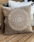 preston velvet taupe kussen